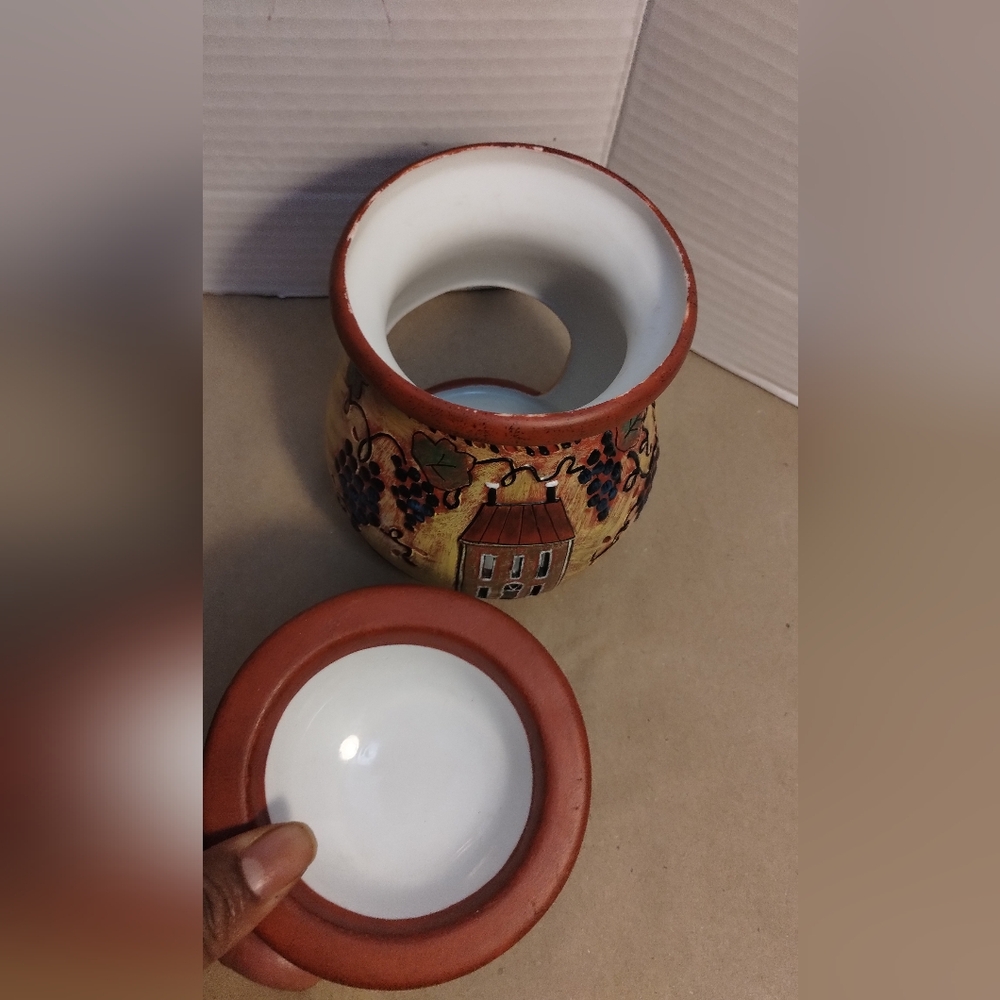Lang Melting Pot/Wax Warmer  Ceramic Grapevine/House Design - Picture 6 of 10